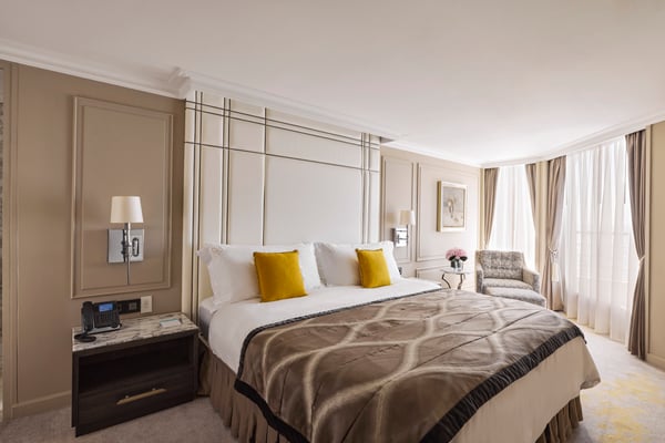 Crystal, Serenity Penthouse Suite 0